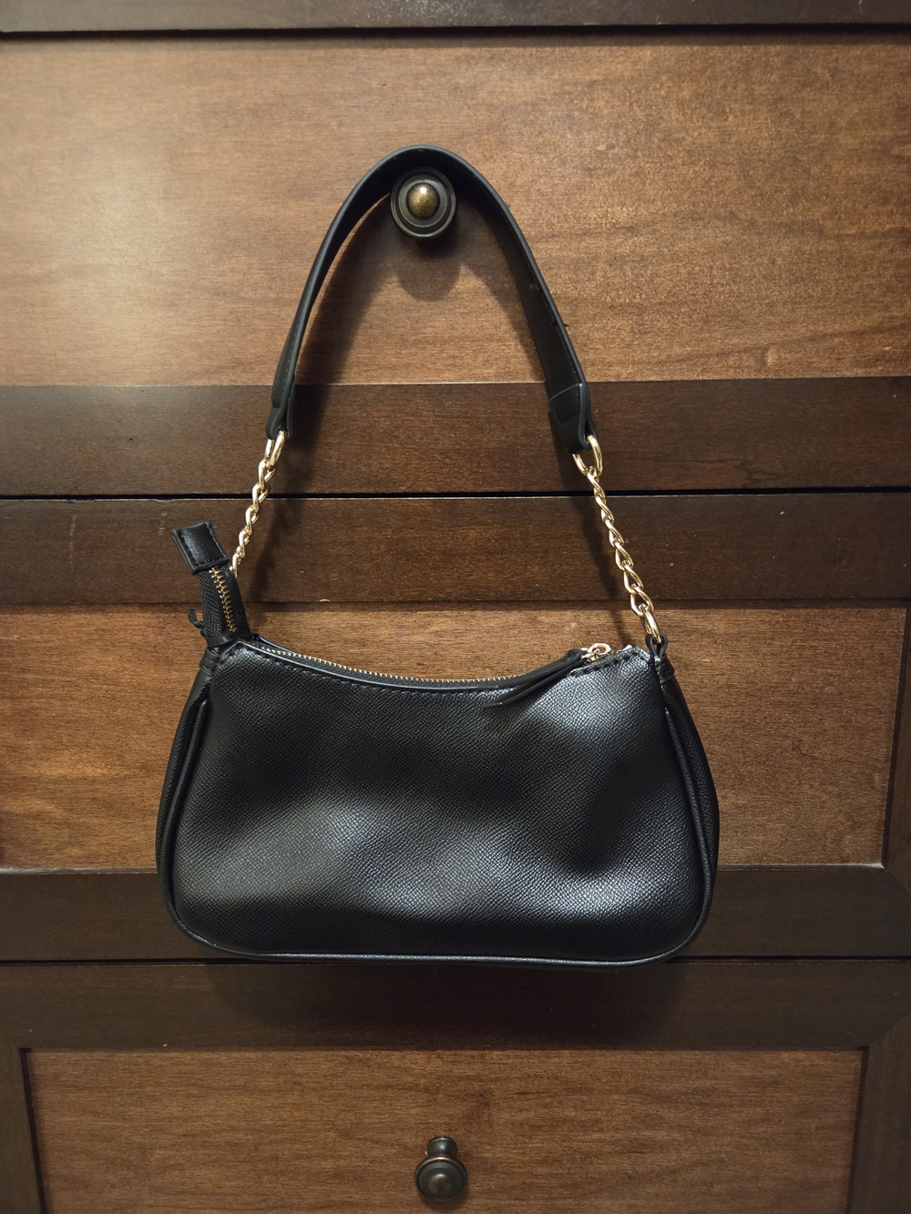 Juicy Couture Black Embellished Shoulder Bag with Gold Hardware - Picture 2 of 4
